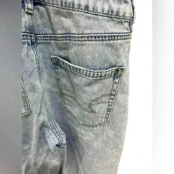 American Eagle Outfitters Blue‎ Jean Mom Overalls Woman Sz 2 Short Light Wash - Picture 5 of 10